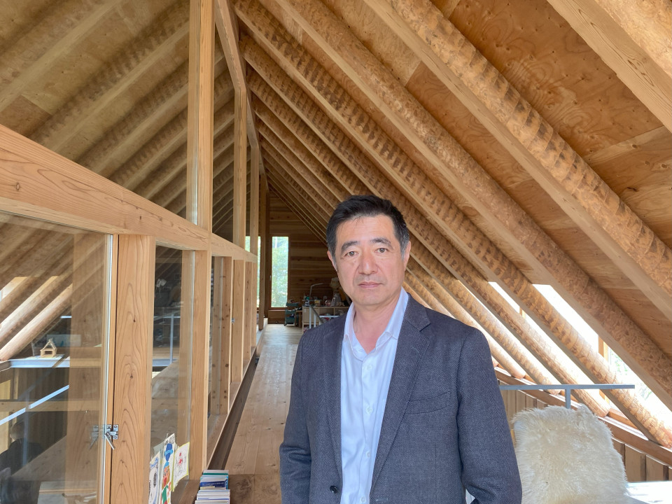 Tuontipuulla rakentava Japani saha- ja hirsitaloteollisuuden viennin veturina