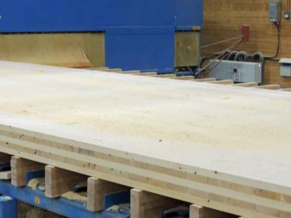 Massiivipuun kysyntä ylittää tarjonnan – tuotanto ja suunnittelu laahaa jäljessä